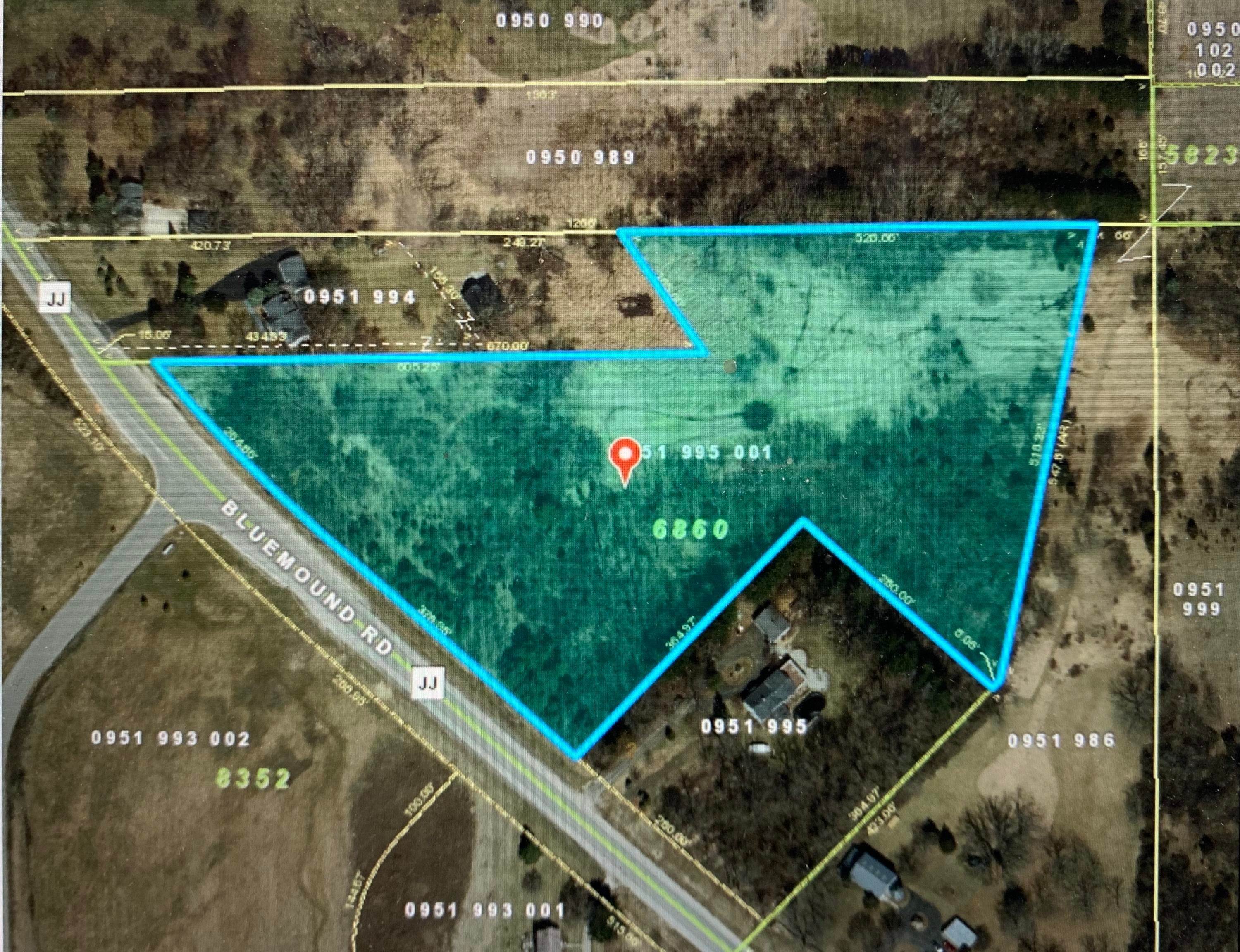 Land for Sale at Lt1 Bluemound Road Pewaukee, Wisconsin 53072 United States