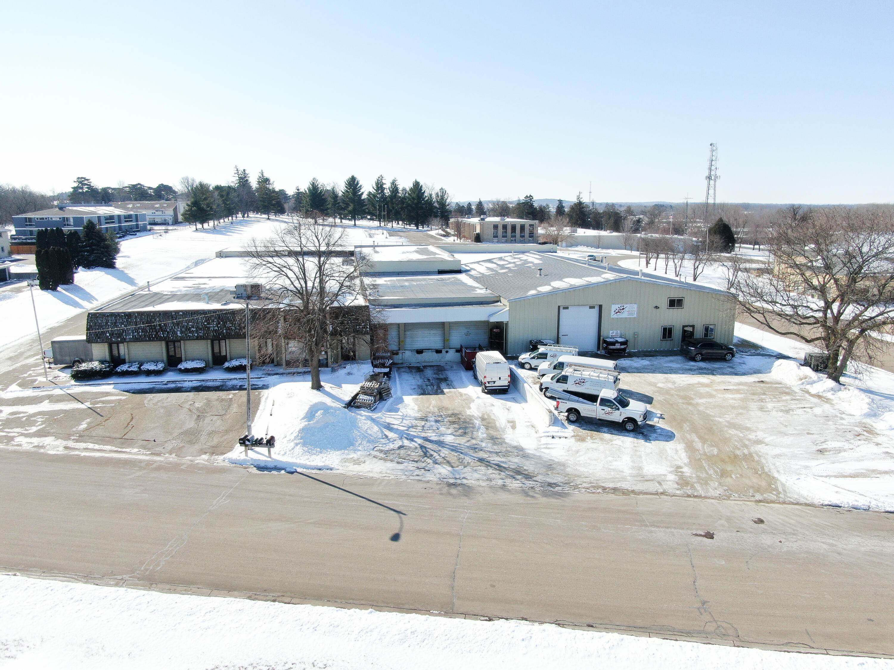 Commercial / Industrial for Sale at 633 W Hilltop Trail Fort Atkinson, Wisconsin 53538 United States